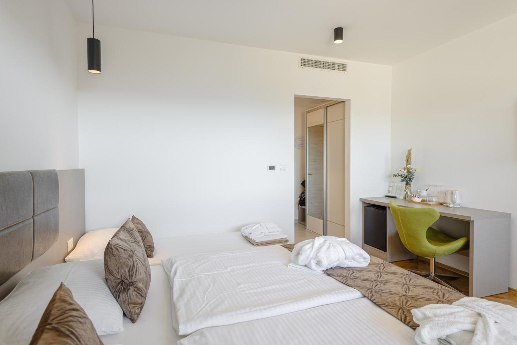 Rogac Rooms & Restaurant Omis Luaran gambar